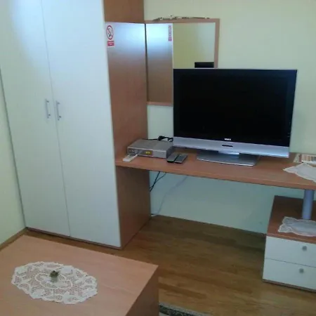 House Teuta Close To The Sea Guest house *